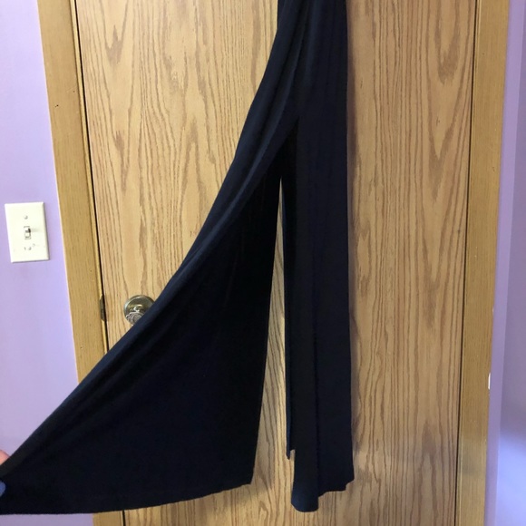 Black maxi skirt - Picture 2 of 2